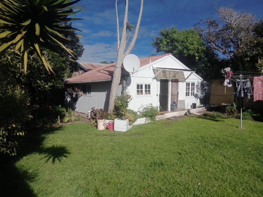 4 Bedroom Property for Sale in Noorsekloof Eastern Cape